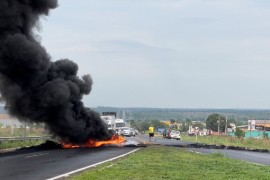 Kamiondžije blokiraju ceste zbog rezultata na izborima (VIDEO)