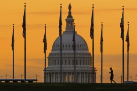Amerikanci gledaju u Arizonu i Nevadu