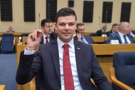 Antonić iz skupštinske klupe sjeda u direktorsku fotelju