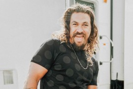 Džejson Momoa ponovo pokazao zadnjicu (VIDEO)