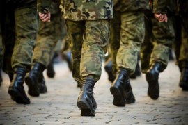 Ministarstvo odbrane BiH želi dodatnih 45,8 miliona, a vojnici hodaju ...