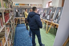 Otvorena izložba "Čuješ seko, obuci se lijepo!": Narodne nošnje kao ...
