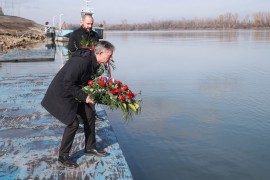 Pupovac položio vijence u Dunav: Bićemo opet u Koloni kad se ...