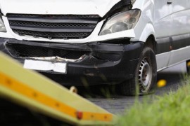 Minibus skrenuo u jarak, 11 djece među 20 poginulih