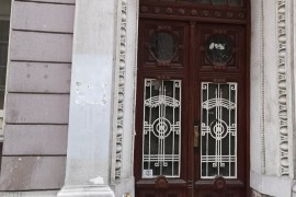 Incident u Sarajevu: Uništili ćirilične i latinične ploče na ...
