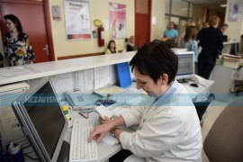 Pacijenti i ljekari ispaštaju, nadležni se ne mogu dogovoriti ko je ...