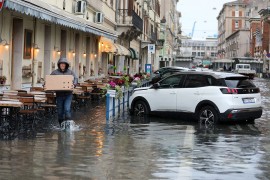 Nevrijeme na hrvatskom primorju: Voda ušla u lokale, popavljene ulice ...