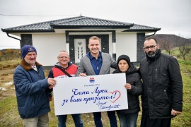 Na Svjetski dan humanosti malu Milicu posjetili u novom domu
