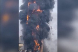 Desetoro mrtvih u požaru u zgradi u Kini