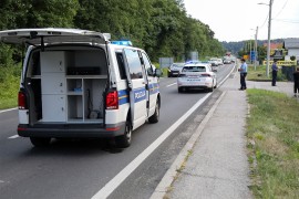 Težak sudar auta i kombija: Jedno poginulo, 10 prevezeno u bolnicu
