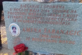 Otkriven spomenik monstruozno ubijenoj djevojci