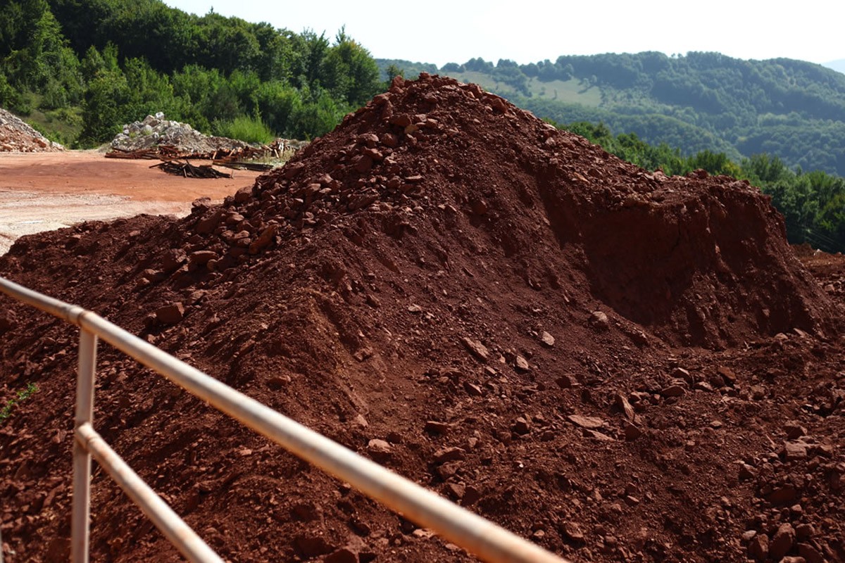 Geološki radovi kod Sanskog Mosta, traže ležišta boksita