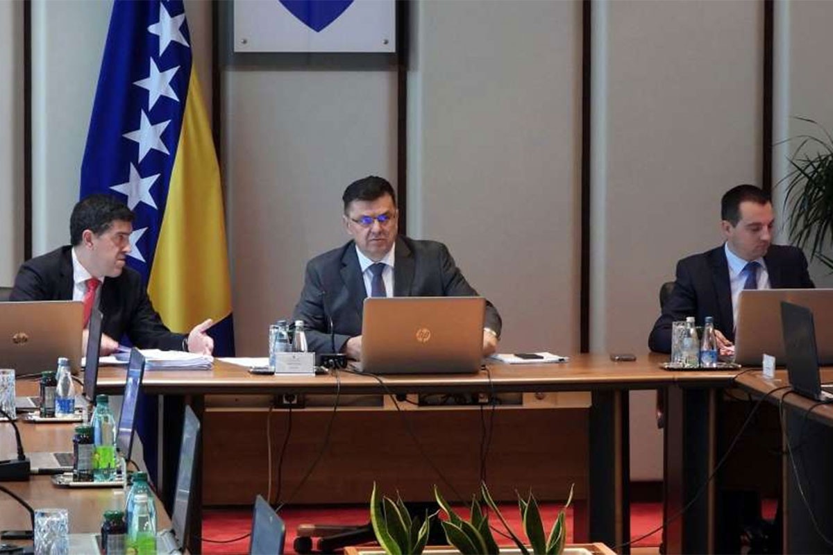 Smanjen ukupni javni dug BiH