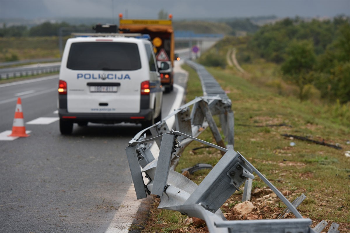 Nesreća na auto-putu kod Rijeke: Radnik HAC-a poginuo kada ga je udario kamion