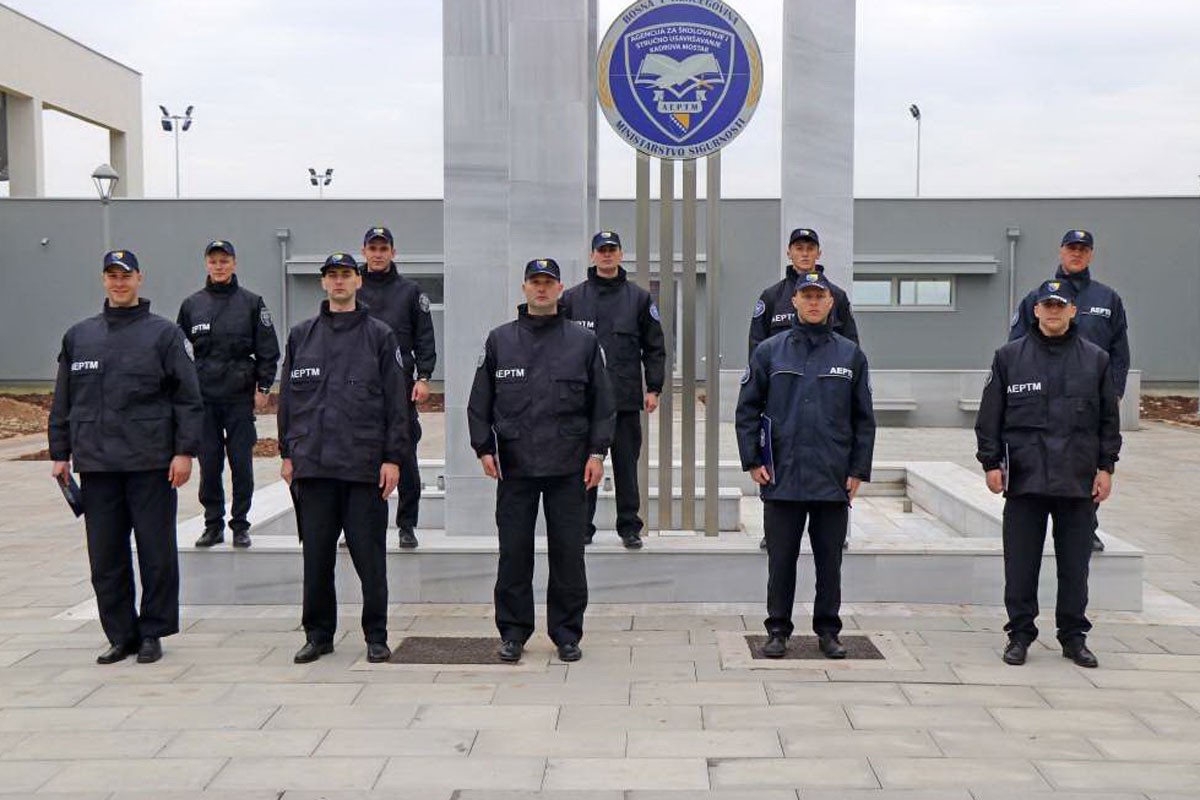 MUP HBK traži 60 policajaca