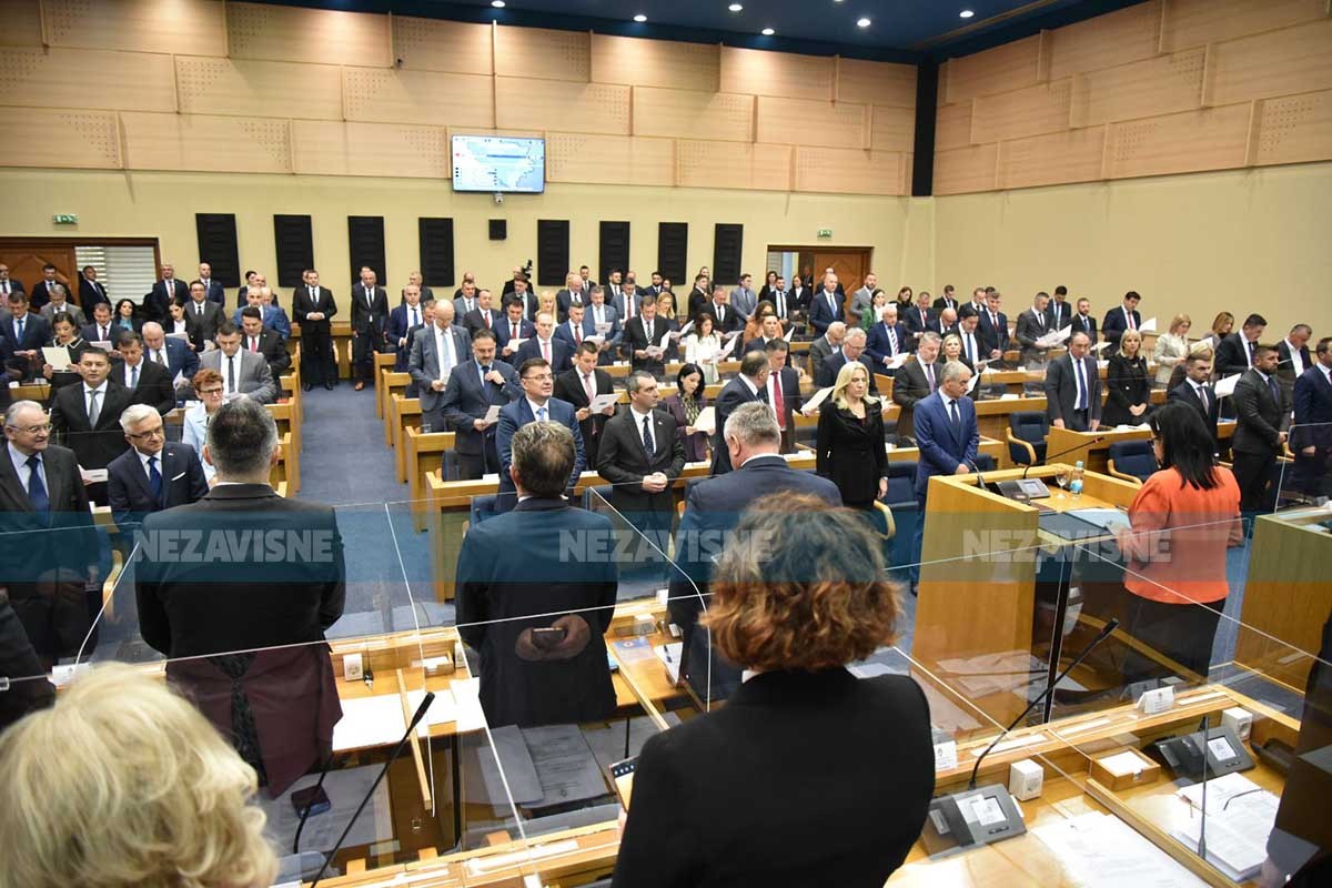 Nisu izabrani potpredsjednici NSRS, Bosančić novi generalni sekretar