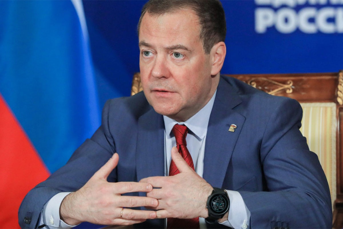 Medvedev komentarisao pad raketa na Poljsku