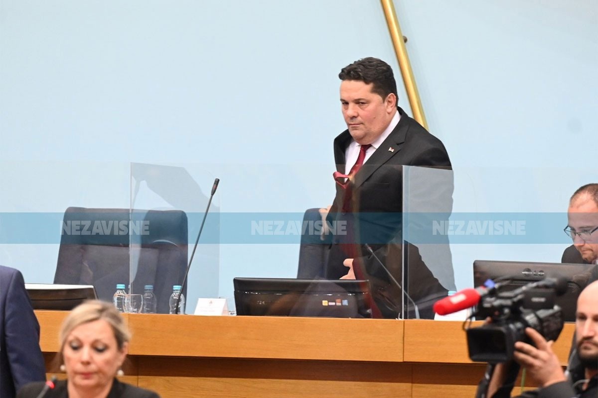 Stevandić: U parlamentu nema mjesta za rijaliti