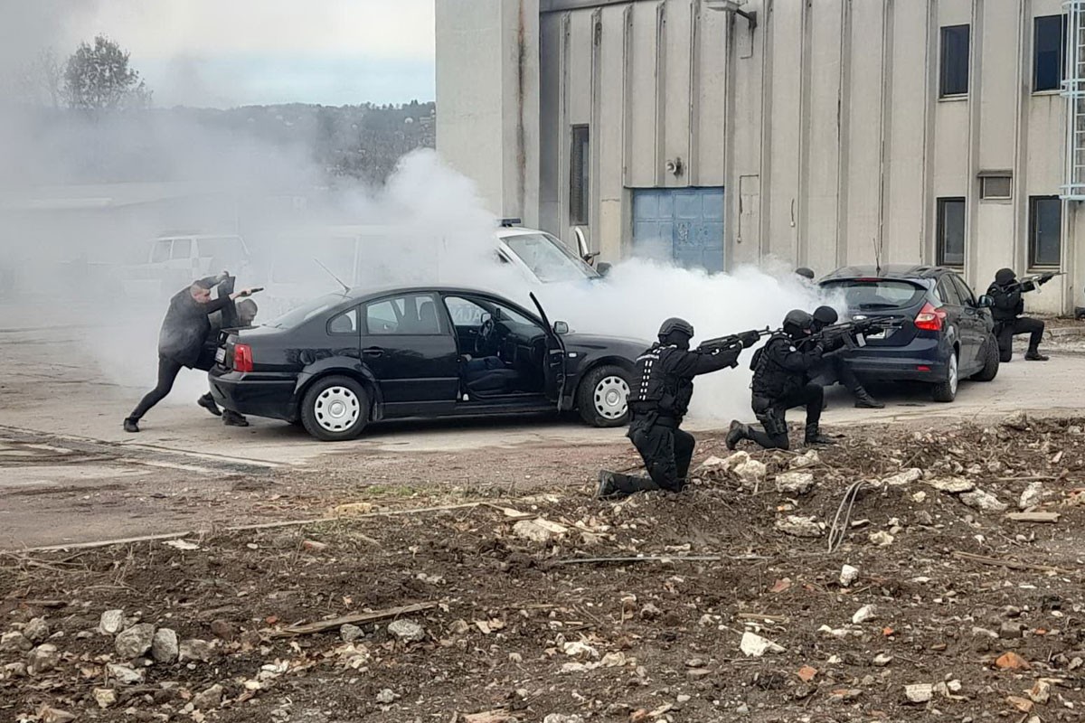 Žandarmerija uspješno odbranila štićenu ličnost