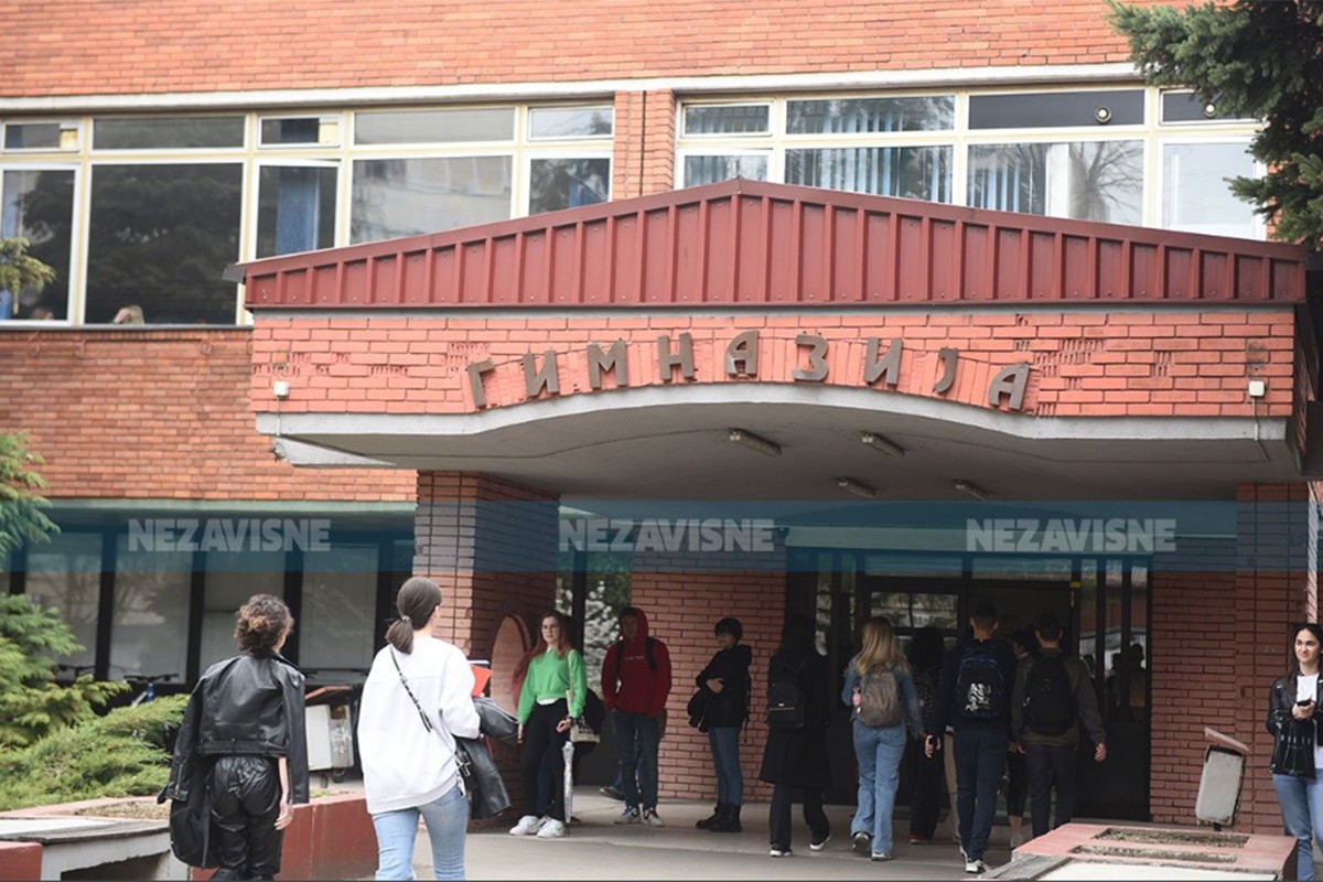 Privremeno riješen problem prokišnjavanja u banjalučkoj Gimnaziji, neophodna zamjena krova