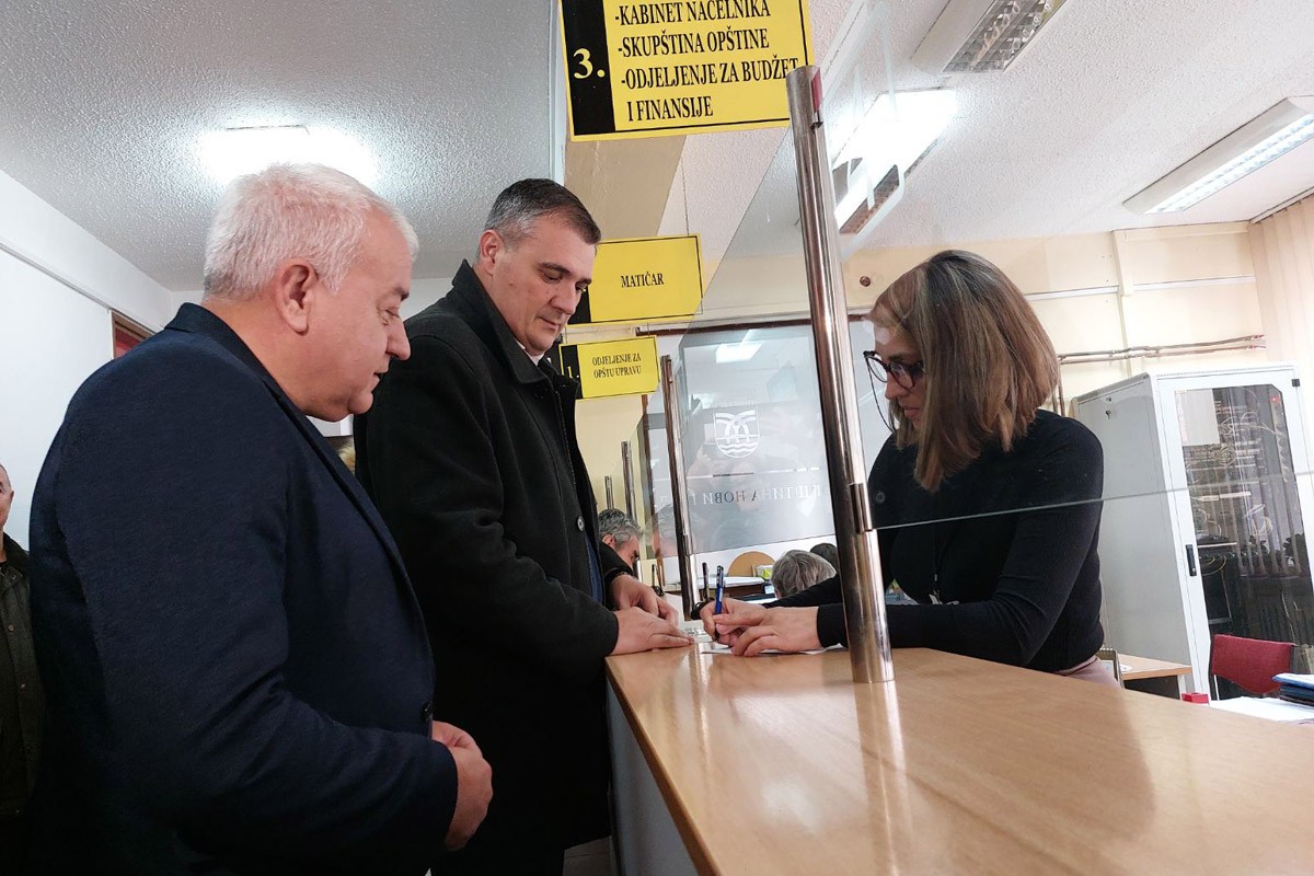 Smjenu Kukavice zatražilo 11 odbornika