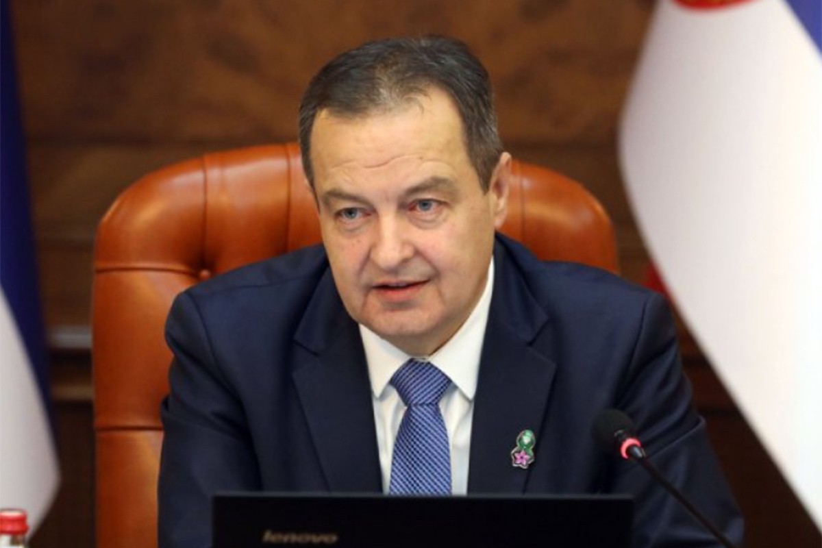 Dačić: Licemjerno pokretanje postupka zbog zastave u svlačionici