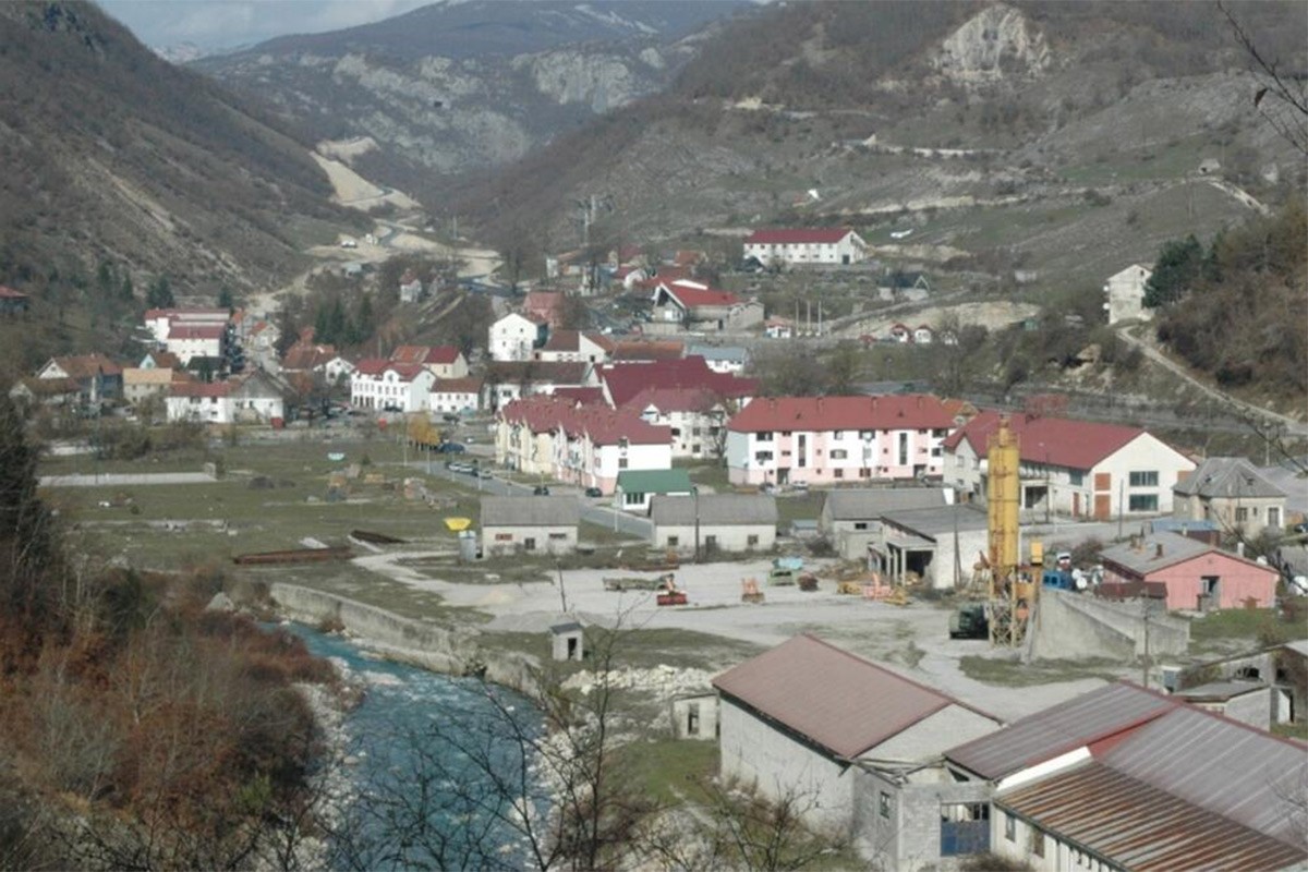 Šesti put prekinuto glasanje u Šavniku