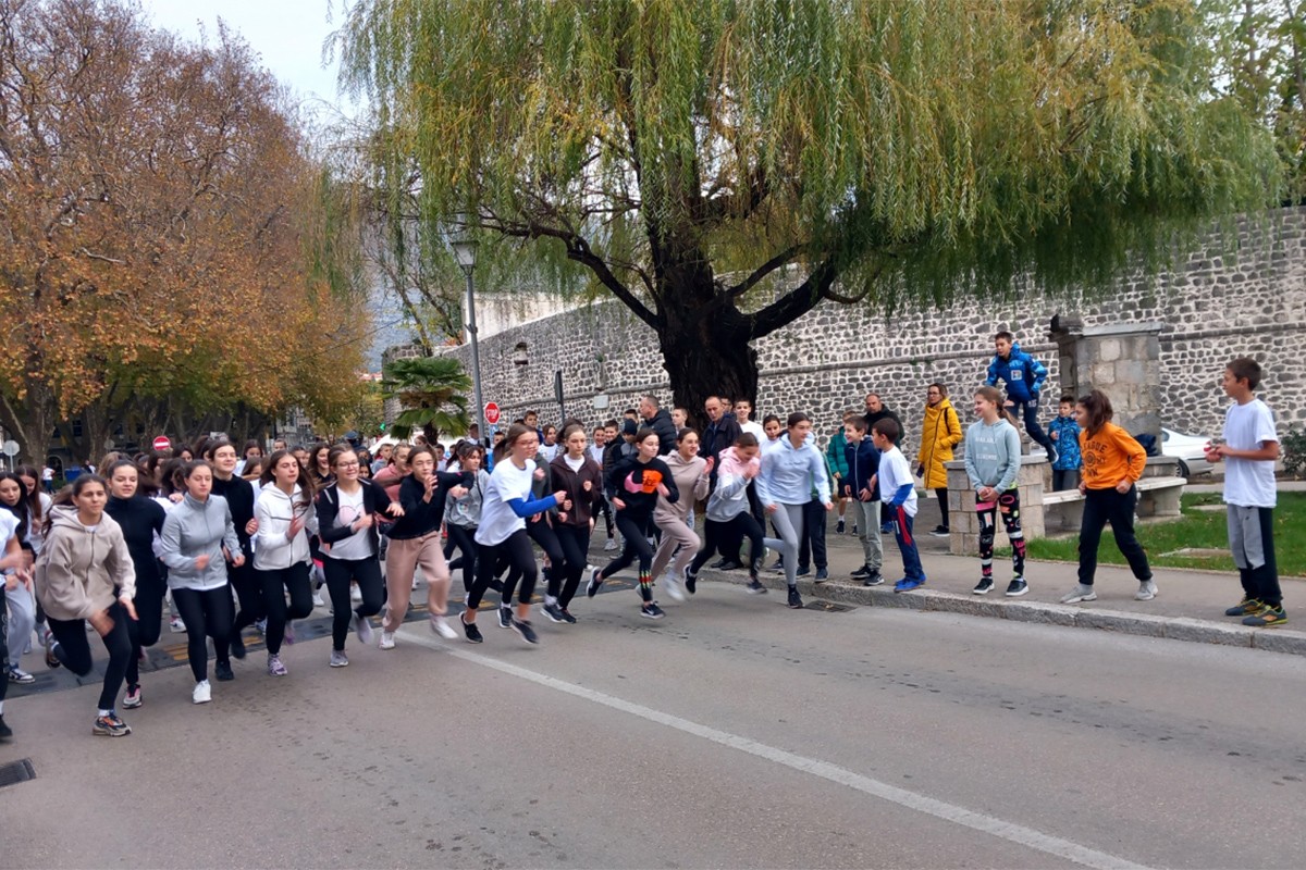 Više od 600 osnovaca trčalo protiv dijabetesa