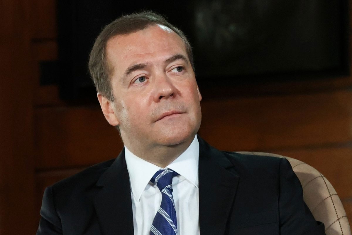 Medvedev: Ukoliko isporuči PVO sisteme Ukrajini, NATO postaje legitimna meta