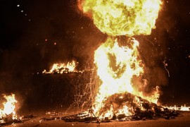 Protesti nakon što je policija pucala u glavu tinejdžeru (VIDEO)