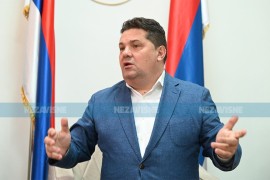 Stevandić: Srpska treba sama da izdaje sertifikate