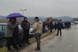 Parkirali kamione ispred rudnika jer nije puštena prodaja uglja za ...