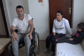 Bolest ga prikovala za invalidska kolica, ne može da zarađuje za ...