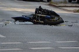 Motociklista pijan sletio s puta