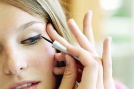 Nanošenje eyelinera može biti brzo i jednostavno