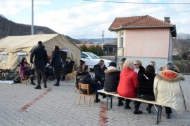 Srbi petnaest dana na barikadama na sjeveru KiM