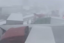 Oko 200 miliona Amerikanaca na udaru snježne oluje (VIDEO)