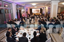 Donatorsko veče "S ljubavlju hrabrim srcima": Pozovite humanitarni ...