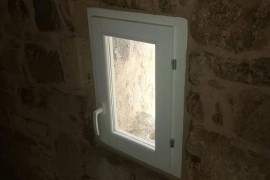Na tvrđavu iz rimskog perioda stavili PVC prozore