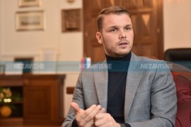 Stanivuković pozvao radnike Akvane da protestuju sutra ispred Gradske ...