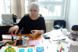 Pedagogica iz Doboja čestitke otrgla od zaborava