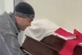 Radnici iz BiH u Sloveniji renovirali stan, u njemu pronašli klavir pa ...