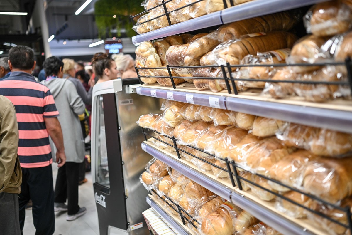 Cijene hrane znatno skočile: Hljeb skuplji za 80, mlijeko za 90 feninga