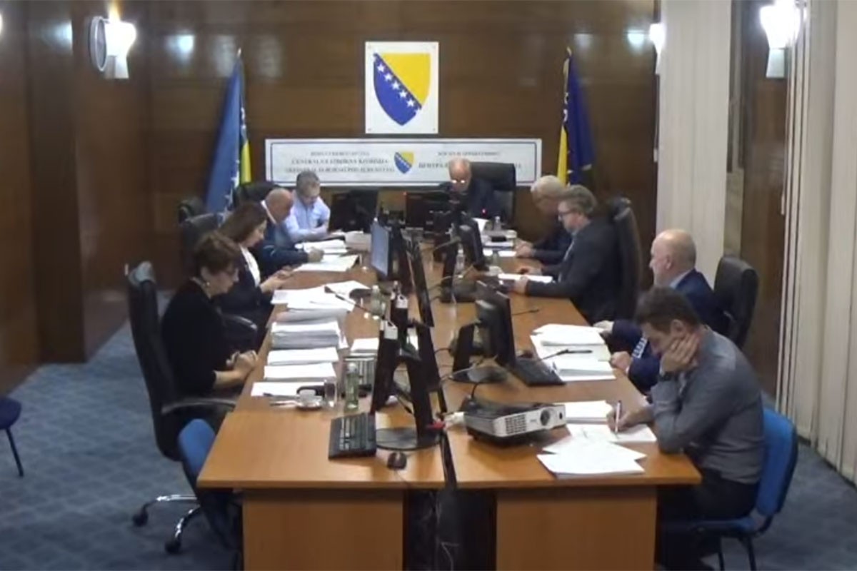 Žrijeb odlučuje da li SNSD ostaje bez četvrtog delegata?