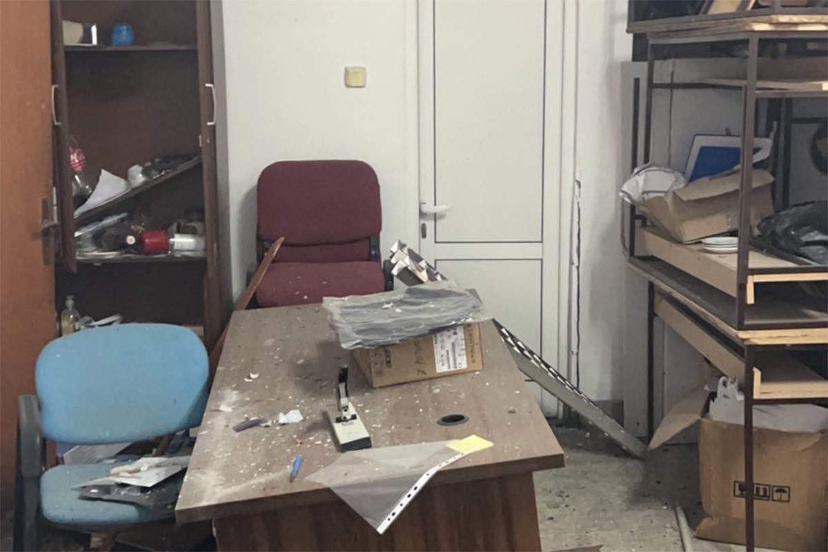 Specijalci sa Euleksom ponovo ušli u prostorije OIK-a
