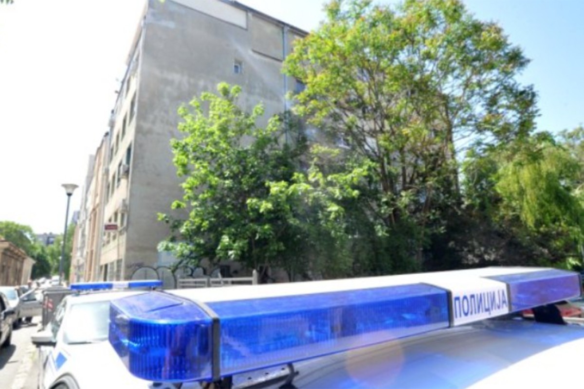 Auto sletio s puta, dvije osobe poginule