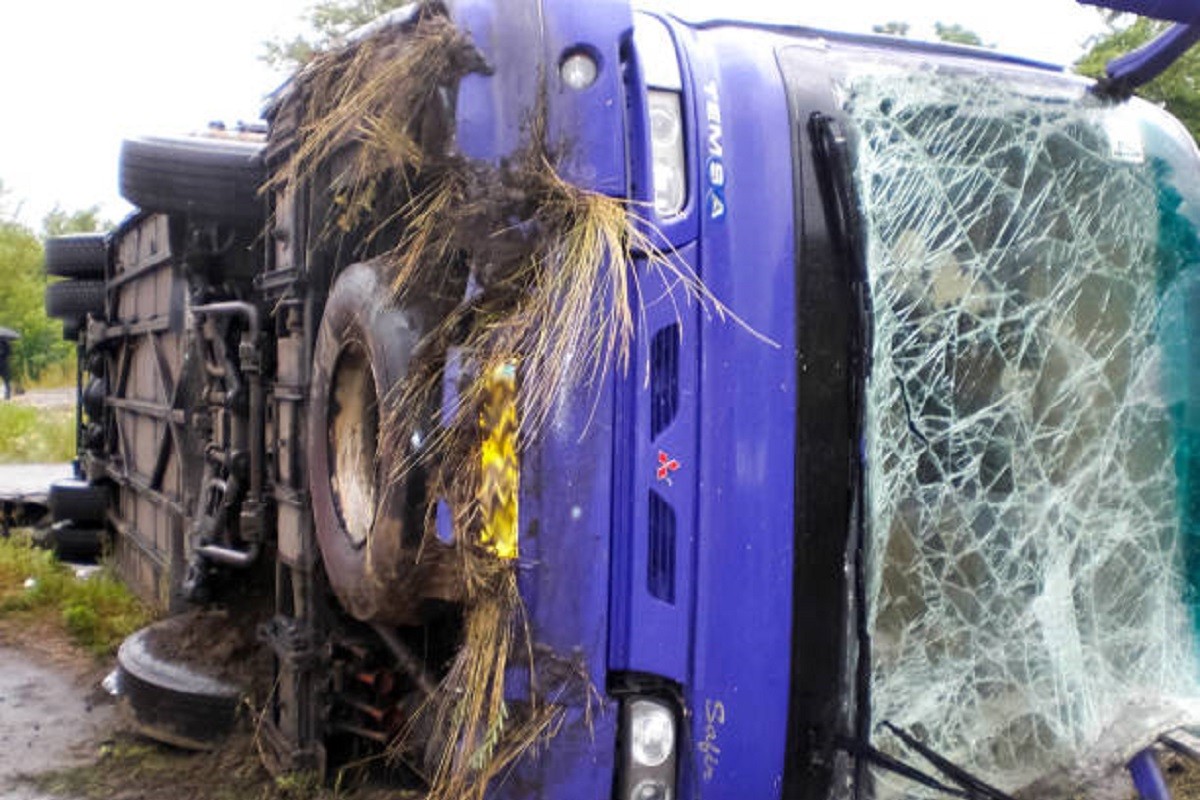 16 povrijeđenih nakon prevrtanja crkvenog autobusa