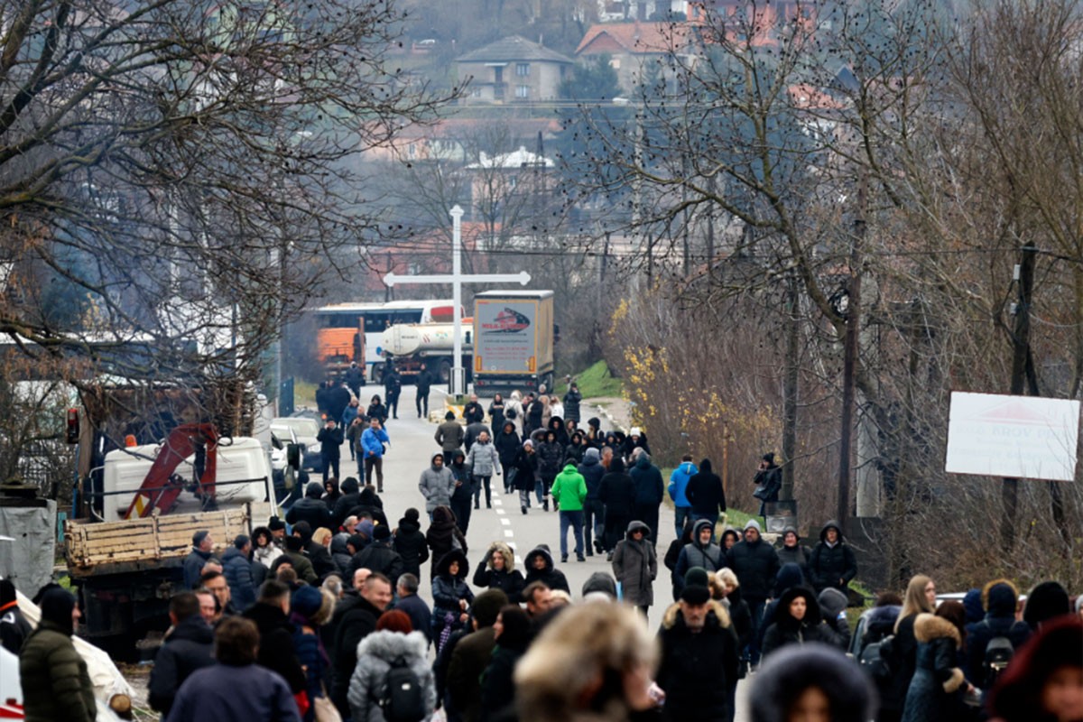 Borelj: Situacija na KiM neprihvatljiva, pojačati Euleks ako bude potrebno