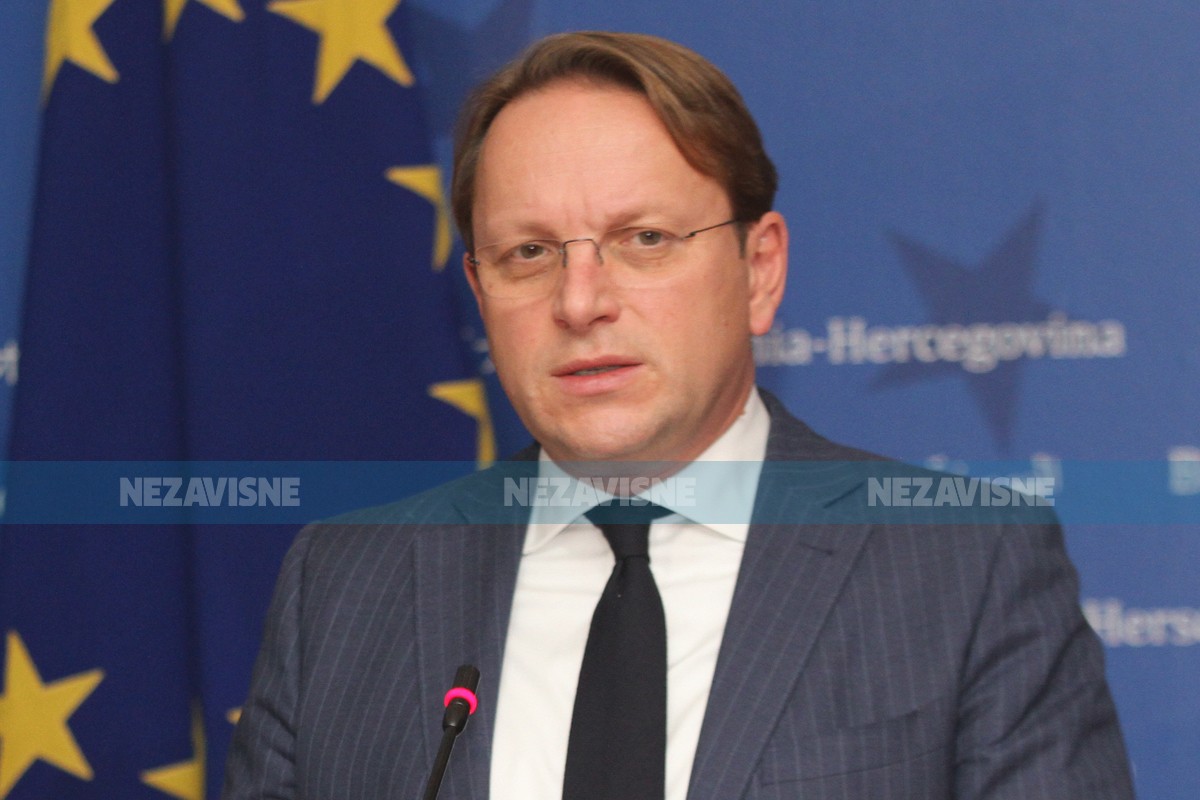 Varhelji: EU stoji uz BiH i ona mora pokazati progres