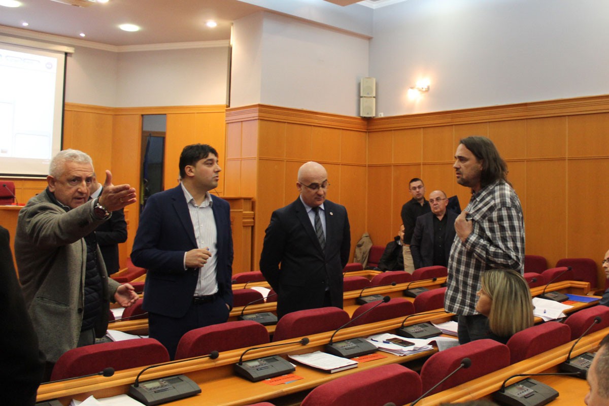 Odbornik Liste za pravdu i red uvrijedio kolegu nazvavši ga četnikom